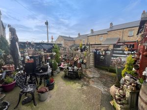 Photo 7- click for photo gallery